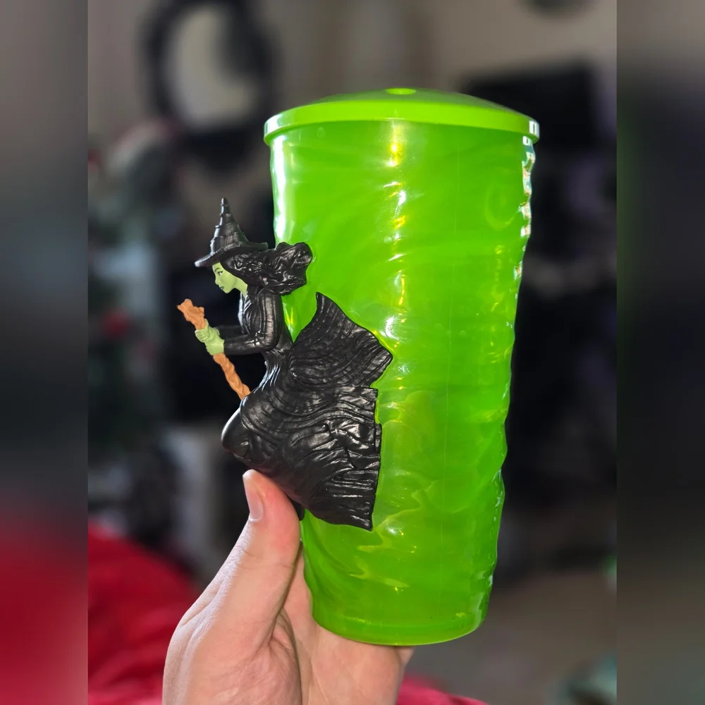 REGAL Wicked For Good Elphaba Light Up Cup